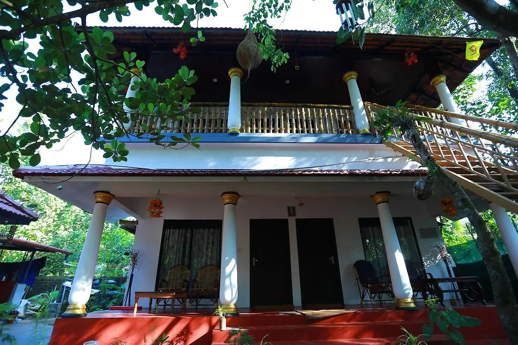 Kwatera prywatna Apartament Marari John'S Beach Mararikulam