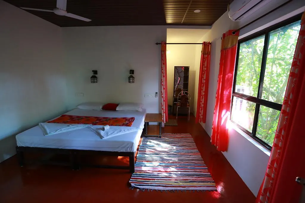 Apartament Marari John'S Beach Mararikulam Kwatera prywatna