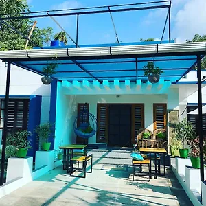 Peacock Marari Beach Homestay